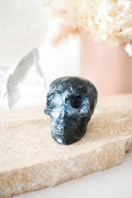 Load image into Gallery viewer, moss agate skull 05
