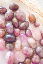 Load image into Gallery viewer, lavender rose quartz tumbles
