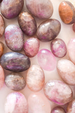 Load image into Gallery viewer, lavender rose quartz tumbles
