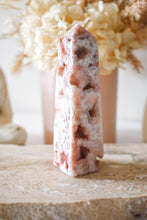 Load image into Gallery viewer, druzy pink agate tower 06
