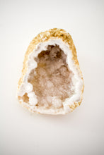 Load image into Gallery viewer, druzy agate geode 05
