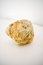 Load image into Gallery viewer, druzy agate geode 08
