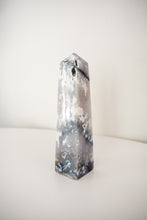 Load image into Gallery viewer, dendritic agate tower 01
