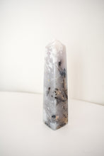 Load image into Gallery viewer, dendritic agate tower 02
