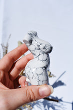 Load image into Gallery viewer, howlite goddess 05
