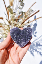 Load image into Gallery viewer, amethyst heart cluster 02
