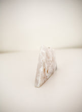 Load image into Gallery viewer, snow agate mountain 01
