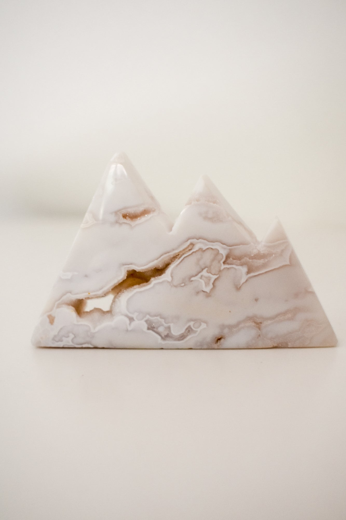 snow agate mountain 02