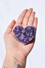 Load image into Gallery viewer, amethyst heart cluster 08
