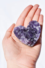 Load image into Gallery viewer, amethyst heart cluster 05
